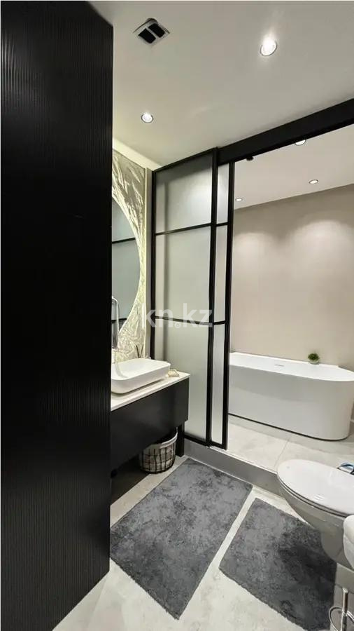 Продажа 2-комнатной квартиры, 63.8 м² в Алматы - фото 3