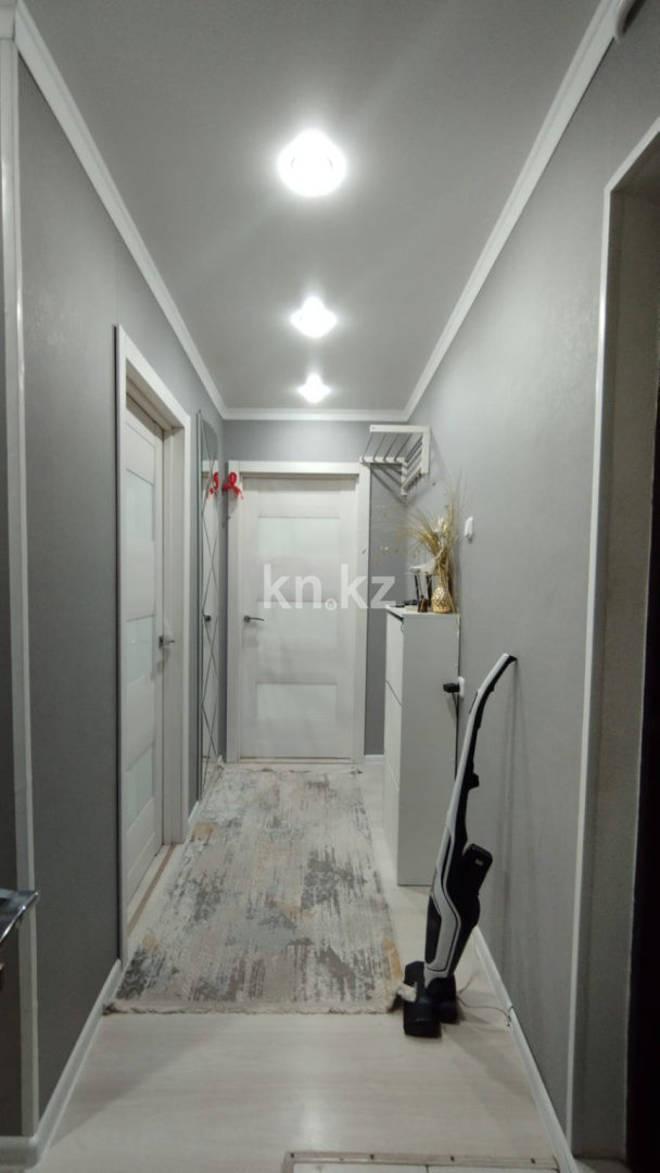 Продажа 4-комнатной квартиры, 61.1 м² в Уральске