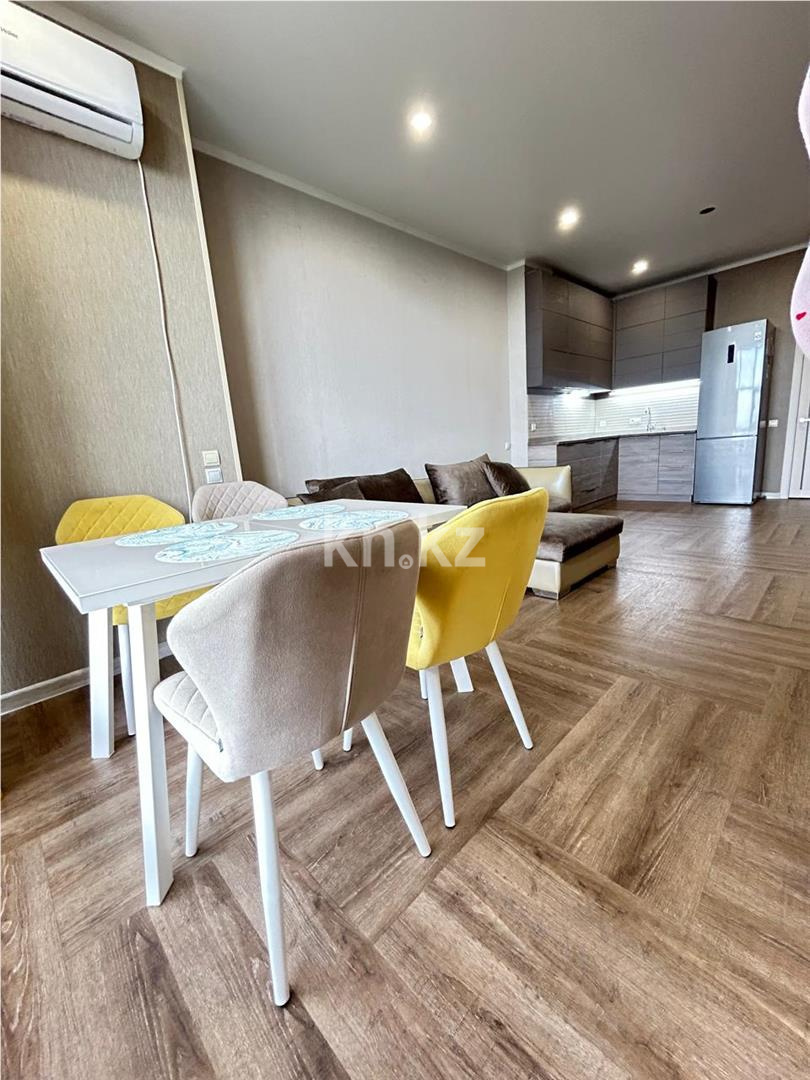 Продажа 2-комнатной квартиры, 65 м², ул. Алиханова, дом  37/4 в Караганде - фото 13