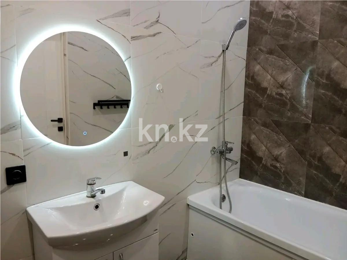 Продажа 1-комнатной квартиры, 42 м², ул. Нажимеденова, дом  13/1 в Астане - фото 3