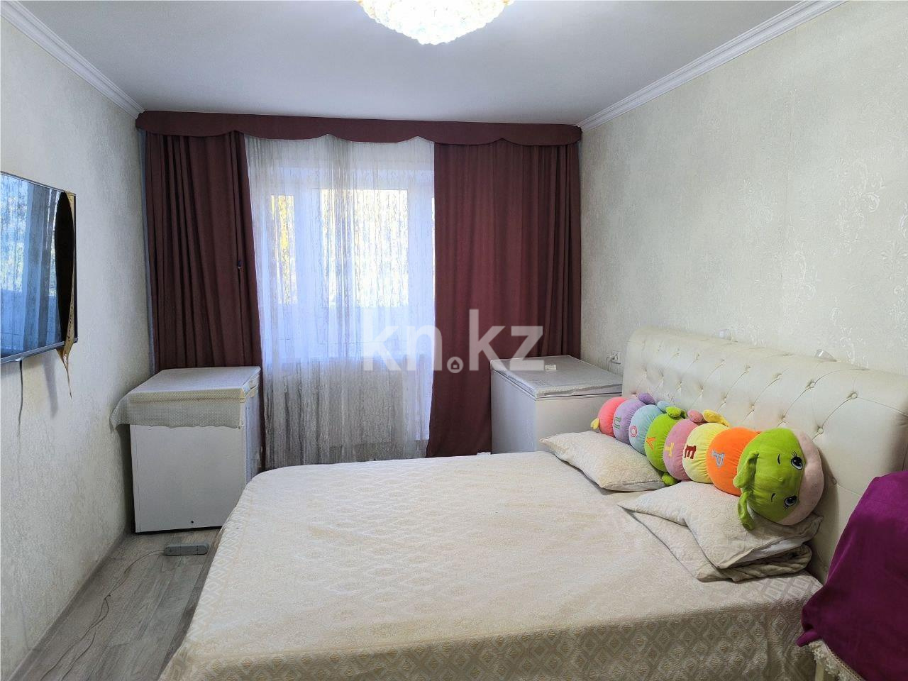 Продажа 3-комнатной квартиры, 62 м², ул. Муканова в Караганде - фото 6