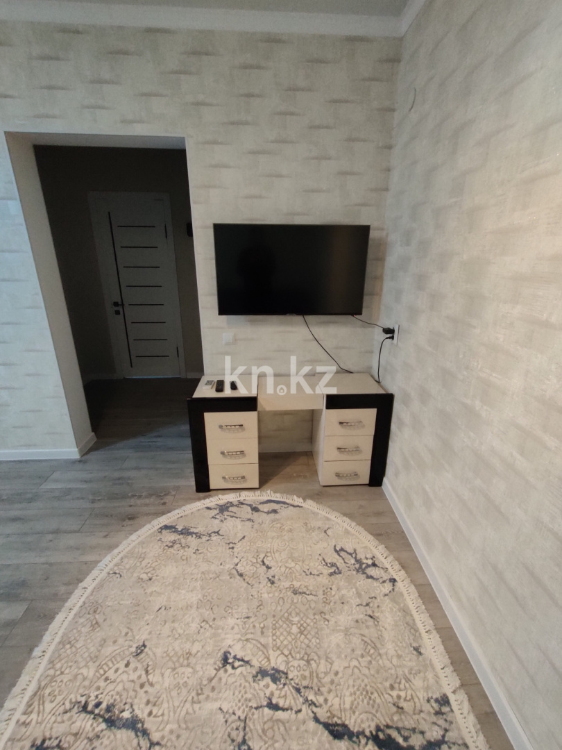 Аренда 1-комнатной квартиры посуточно, 43 м², пр. Байдибек би, дом  116/4 в Шымкенте - фото 6