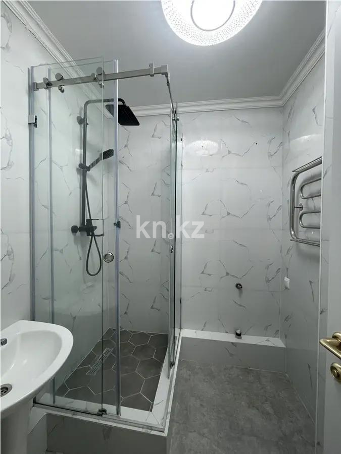 Продажа 2-комнатной квартиры, 53 м², мкр-н Аксай-4, дом  98 в Алматы - фото 4