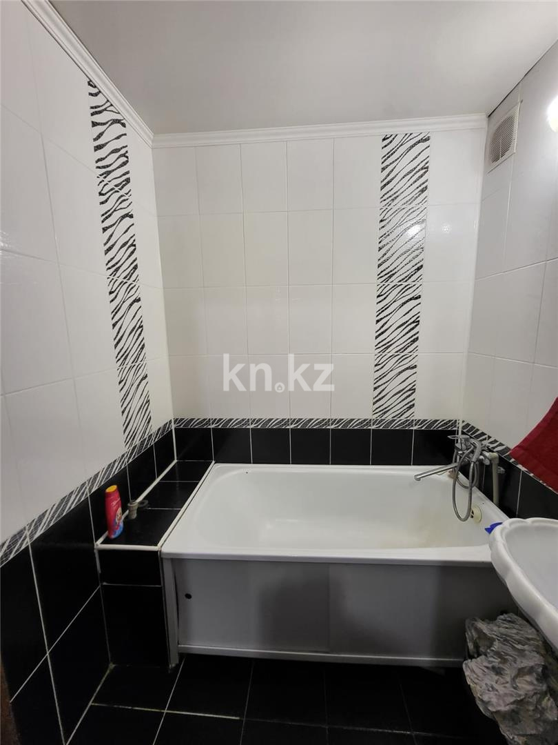 Продажа 2-комнатной квартиры, 53 м², ул. 9-й мкр. в Темиртау - фото 7