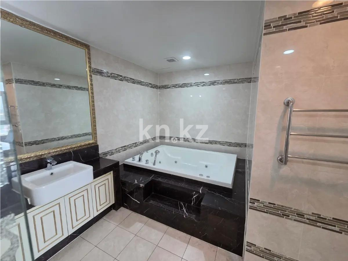 Продажа 5-комнатной квартиры, 219.1 м² в Алматы - фото 4