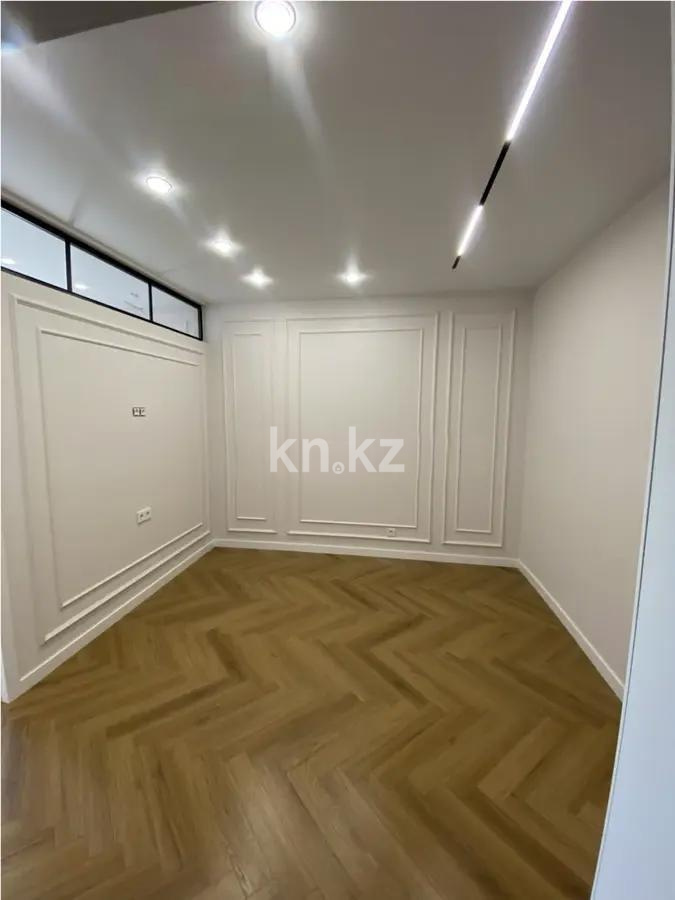 Продажа 2-комнатной квартиры, 42 м², ул. Момышулы, дом  5/3 в Алматы - фото 2