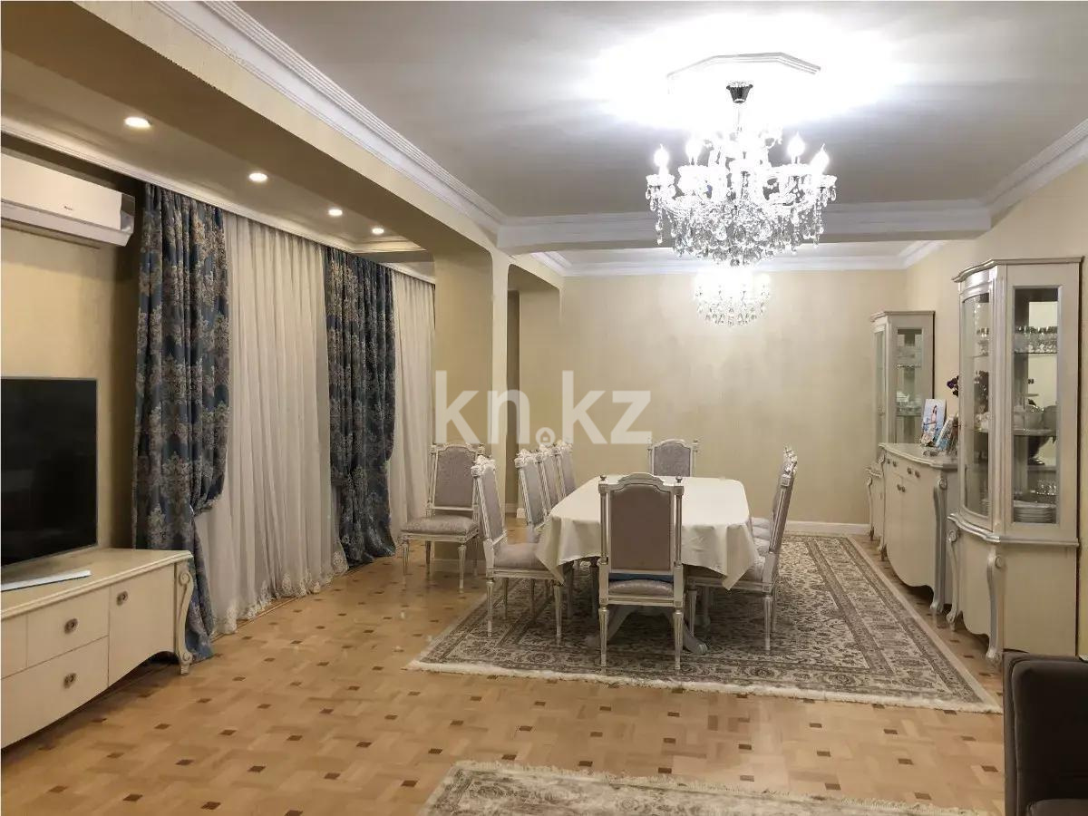 Продажа 5-комнатной квартиры, 237 м², пр. Достык, дом  117/1 в Алматы