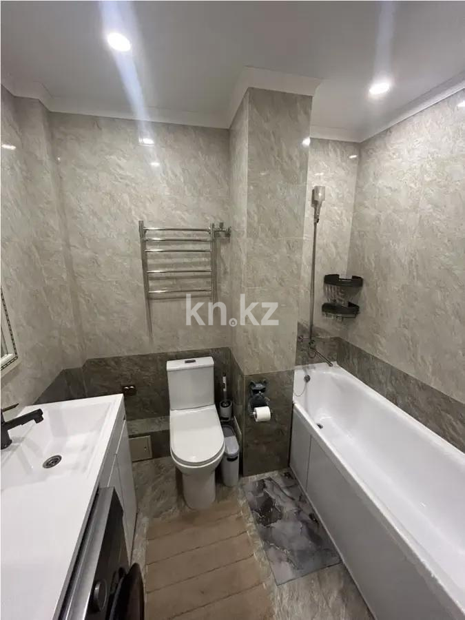 Продажа 2-комнатной квартиры, 55 м², ул. Толе би, дом  189/3 в Алматы - фото 4