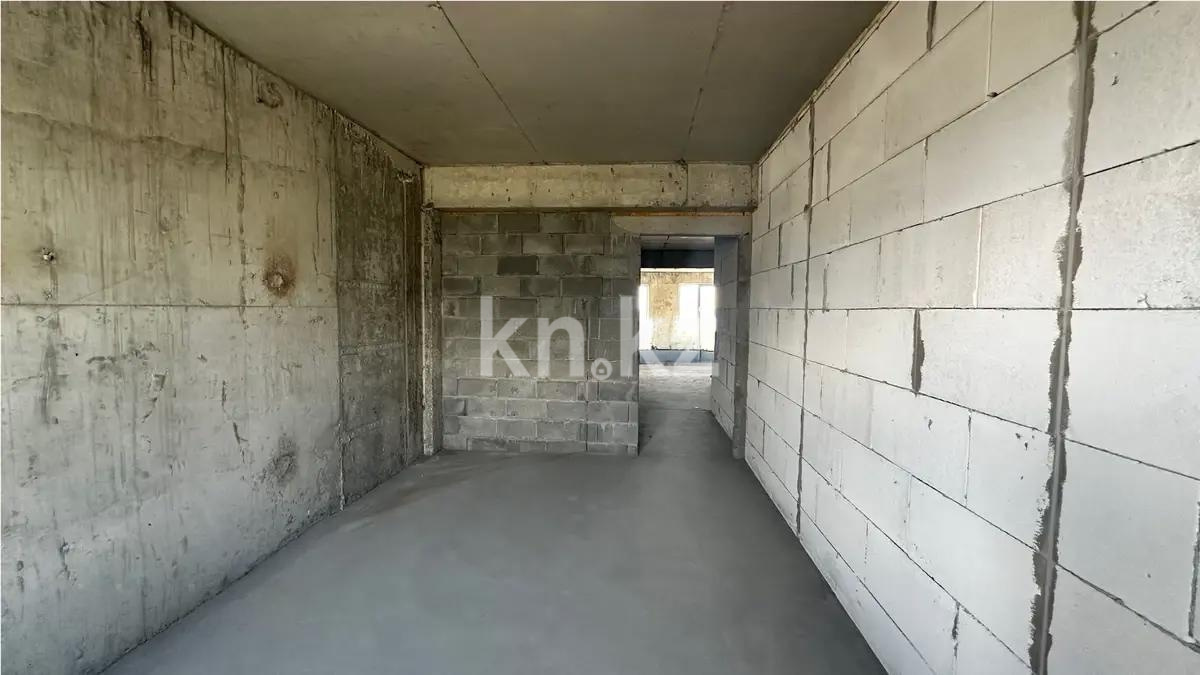 Продажа 3-комнатной квартиры, 83 м², ул. Ауэзова, дом  2/8 в Алматы - фото 3