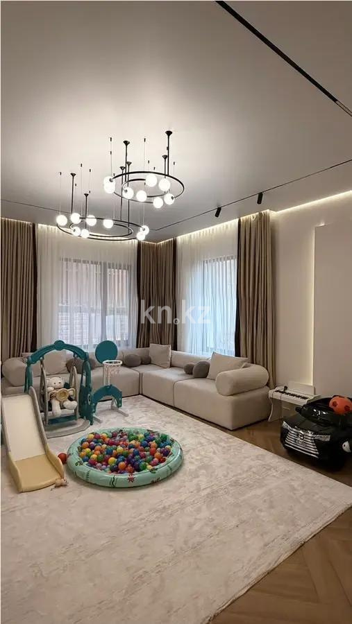 Продажа 3-комнатной квартиры, 128.4 м² в Алматы