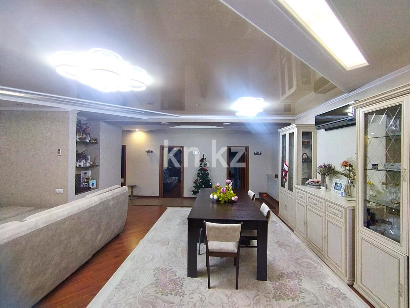 Продажа 4-комнатной квартиры, 178 м² в Караганде - фото 3
