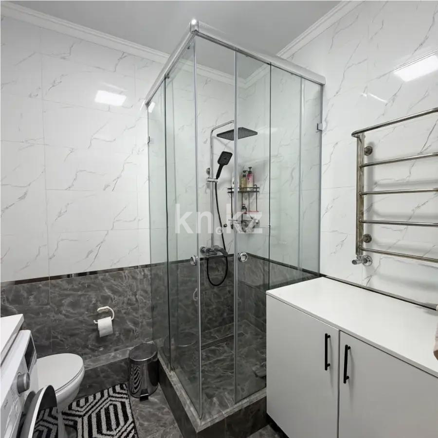 Продажа 2-комнатной квартиры, 62.5 м² в Алматы - фото 4