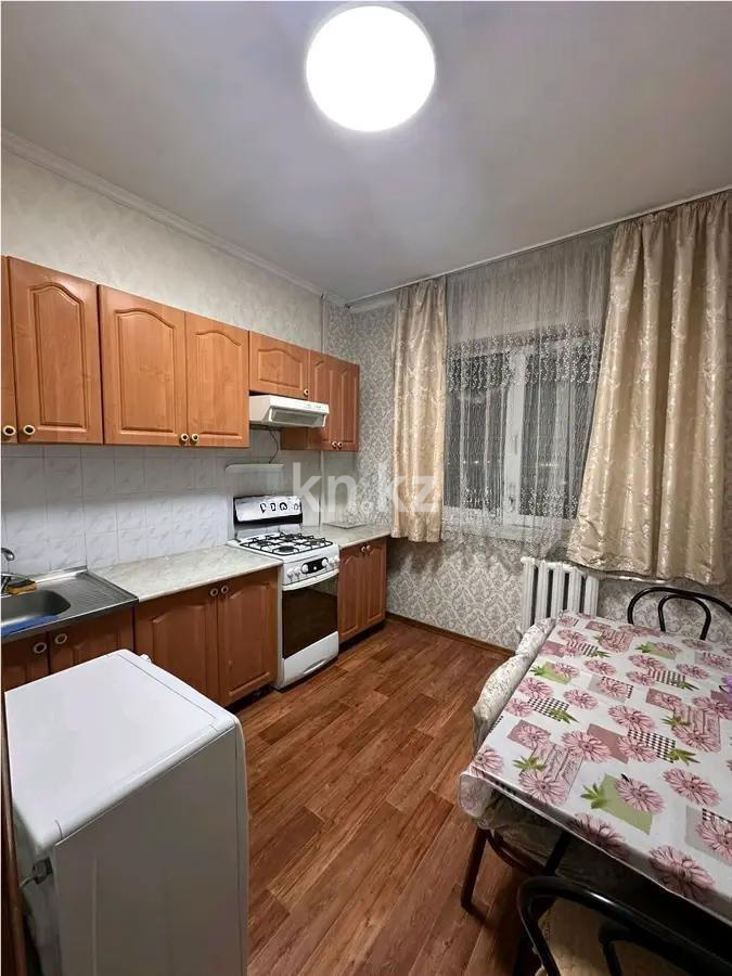 Продажа 1-комнатной квартиры, 40 м², мкр. Аксай-2, дом  52 в Алматы - фото 2