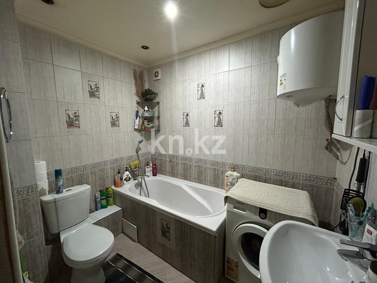 Продажа 3-комнатной квартиры, 60 м², ул. Алиханова в Караганде - фото 10