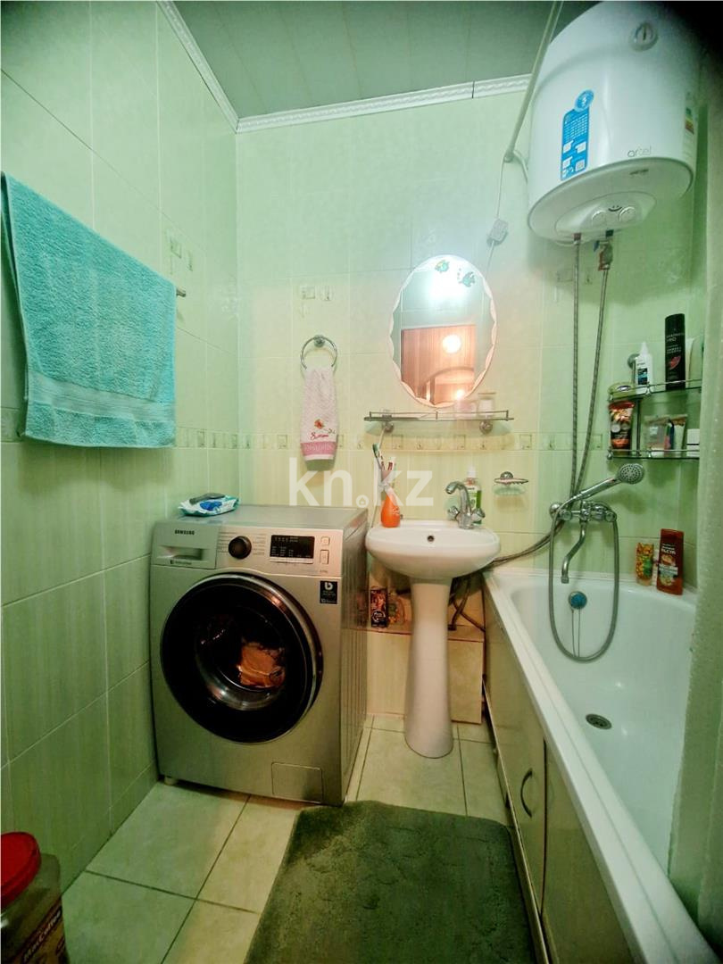 Продажа 3-комнатной квартиры, 65 м² в Караганде - фото 9