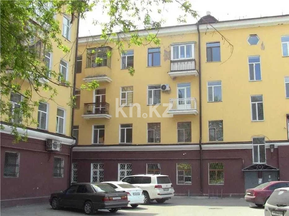 Продажа 2-комнатной квартиры, 47 м², пр. Назарбаева в Караганде