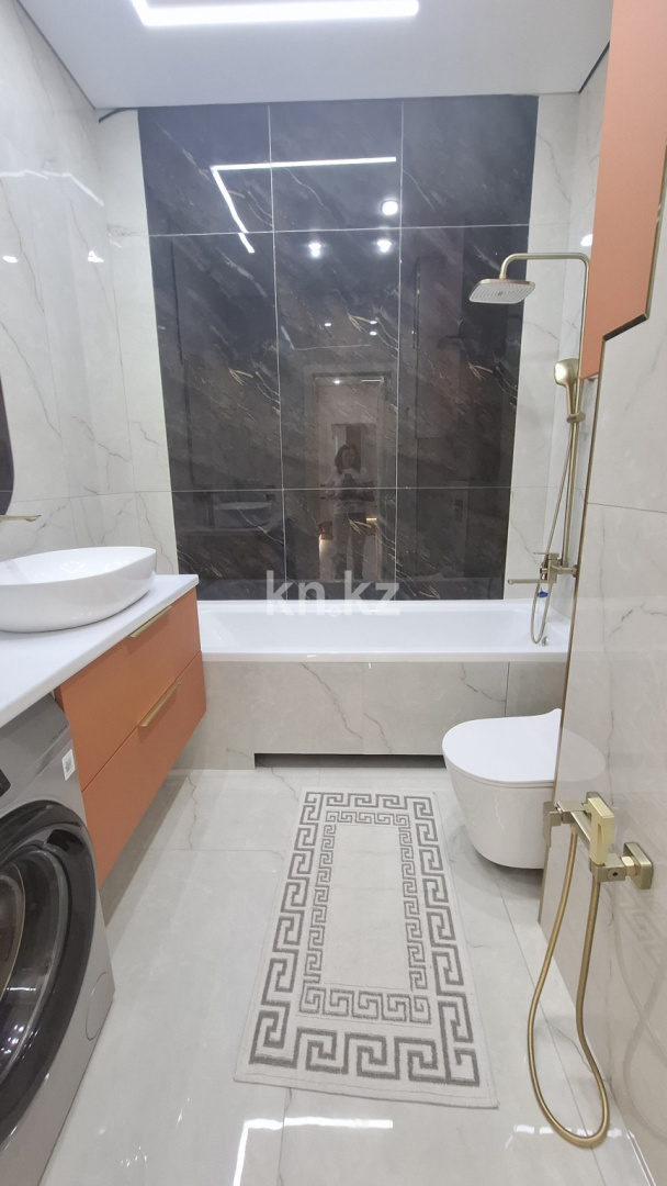 Продажа 2-комнатной квартиры, 62 м² в Караганде - фото 15