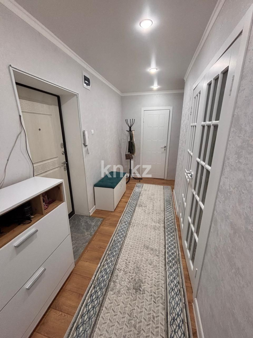 Продажа 2-комнатной квартиры, 57 м², мкр-н Женис в Уральске - фото 3
