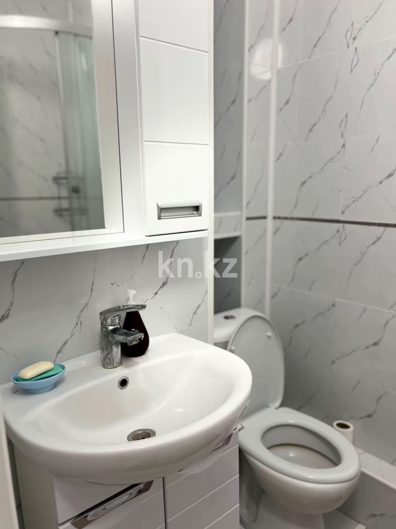 Продажа 2-комнатной квартиры, 61.5 м² в Алматы - фото 3