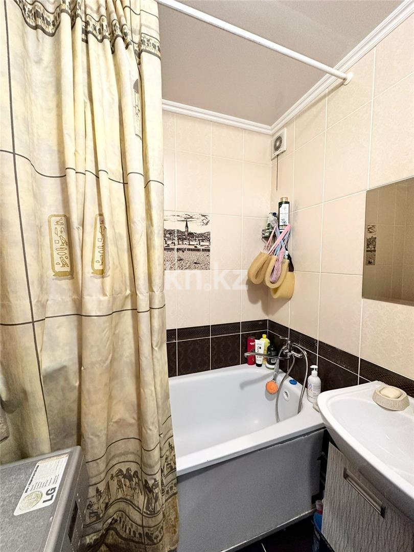 Продажа 3-комнатной квартиры, 63 м², мкр-н Степной-1 в Караганде - фото 5