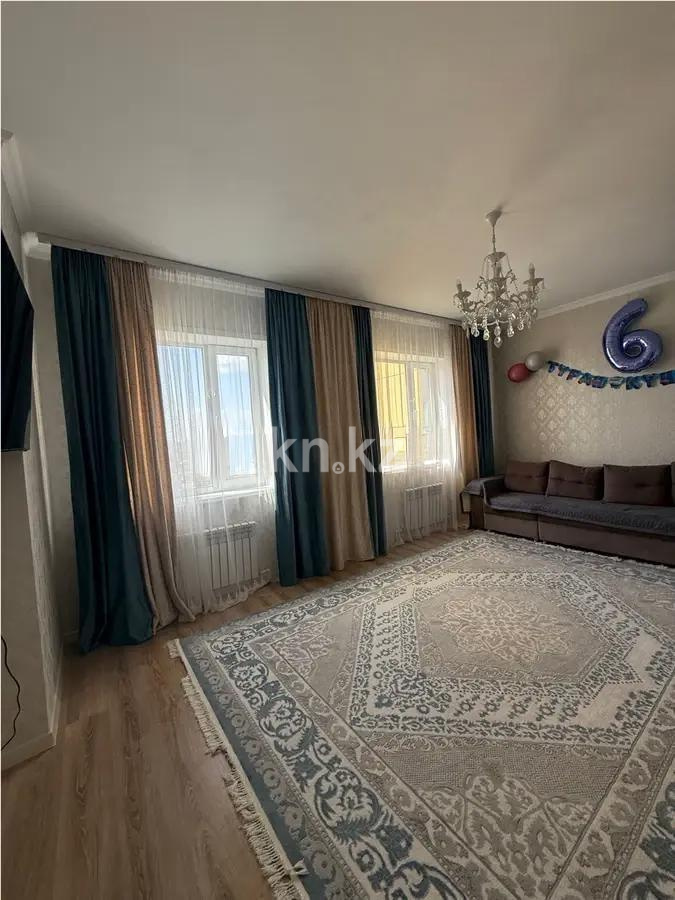 Продажа 3-комнатной квартиры, 75 м², ул. Дюсембекова, дом  44/2 в Караганде
