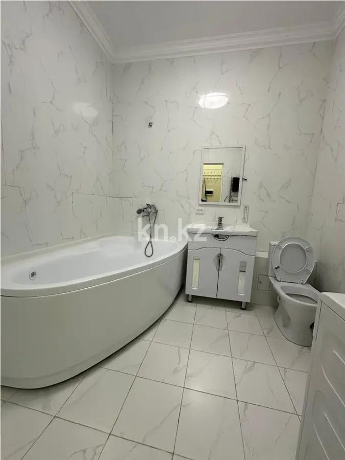 Продажа 1-комнатной квартиры, 43 м², ул. Бокейхана, дом  25 в Астане - фото 5