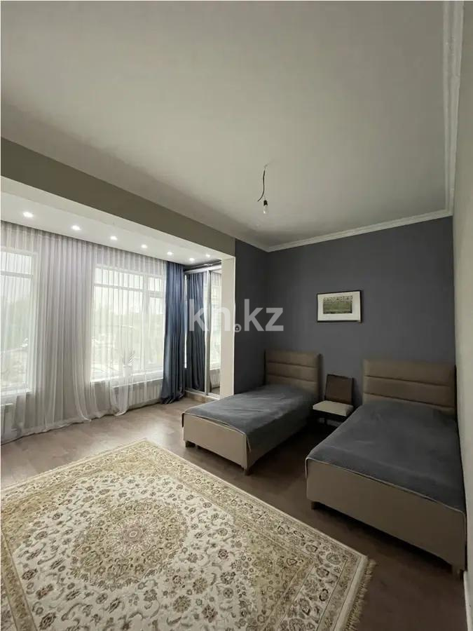 Продажа 4-комнатной квартиры, 135.7 м² в Алматы - фото 2