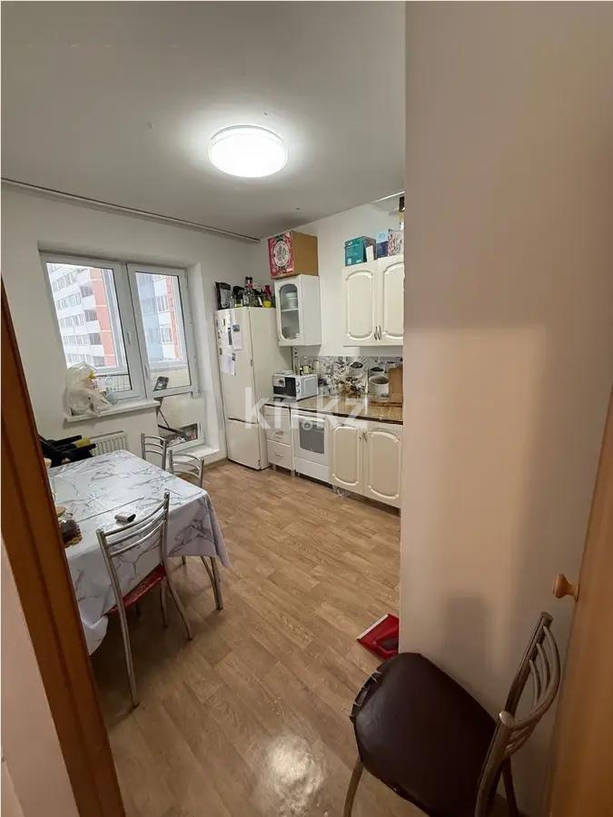 Продажа 1-комнатной квартиры, 36 м², ул. Момышулы, дом  24 в Караганде - фото 2