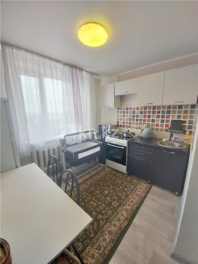 Продажа 1-комнатной квартиры, 34 м², 15 мкр., дом  26/3 в Караганде - фото 3