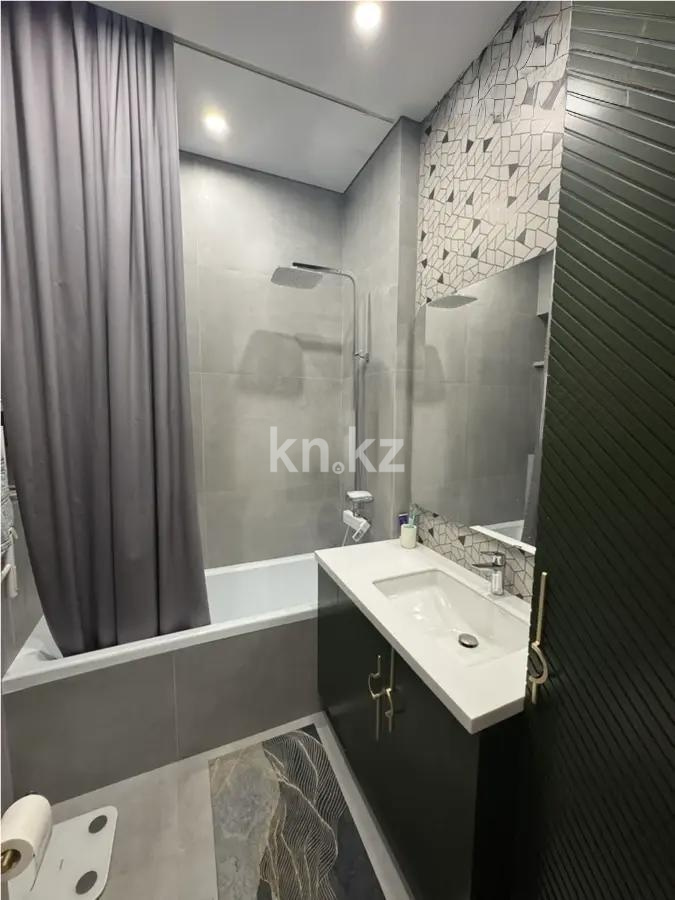 Продажа 2-комнатной квартиры, 67 м² в Алматы - фото 4