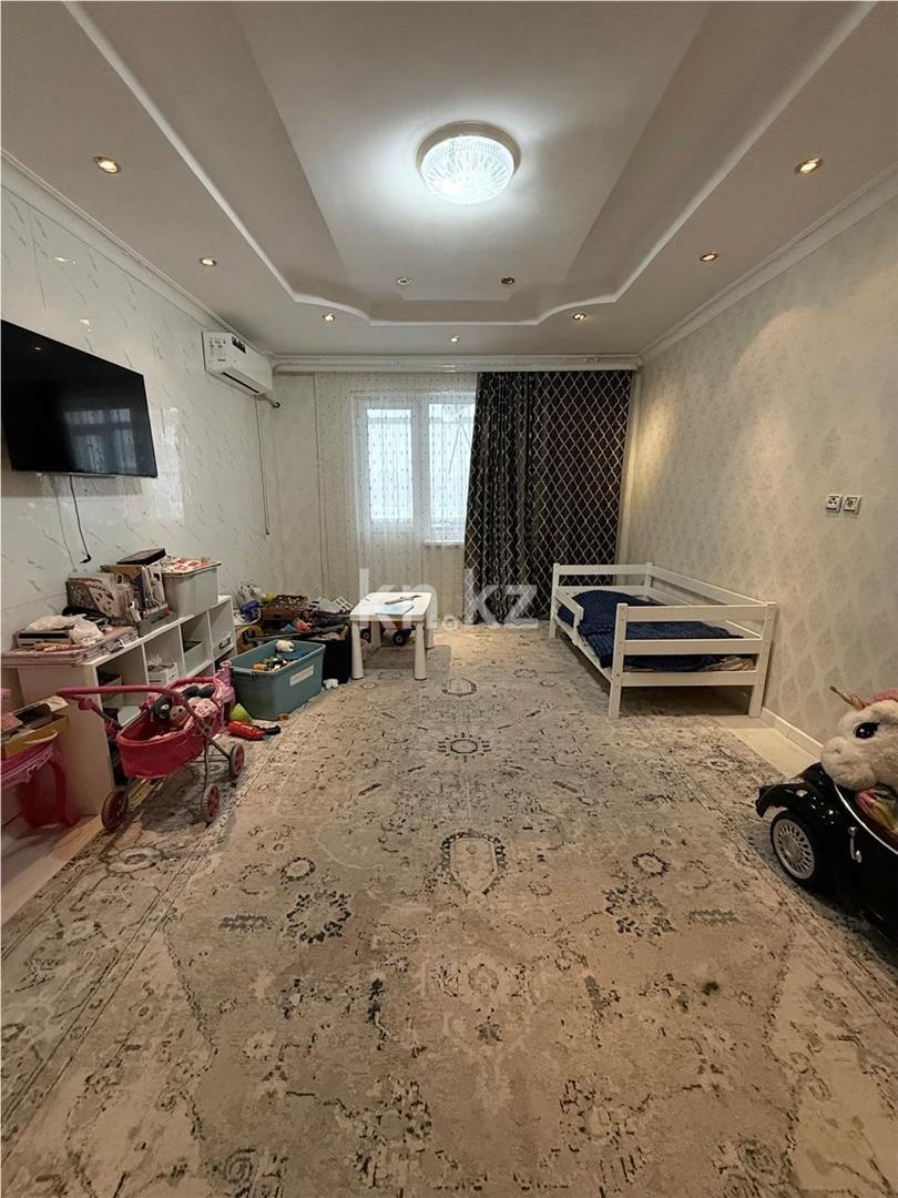 Продажа 3-комнатной квартиры, 76 м² в Караганде