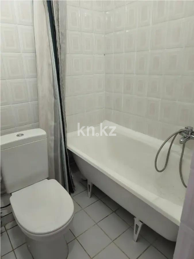 Продажа 4-комнатной квартиры, 74.2 м² в Алматы - фото 3