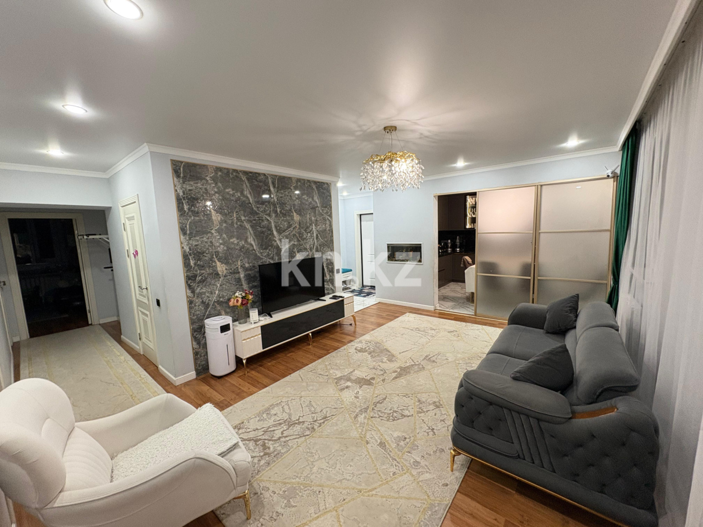 Продажа 4-комнатной квартиры, 89 м² в Астане
