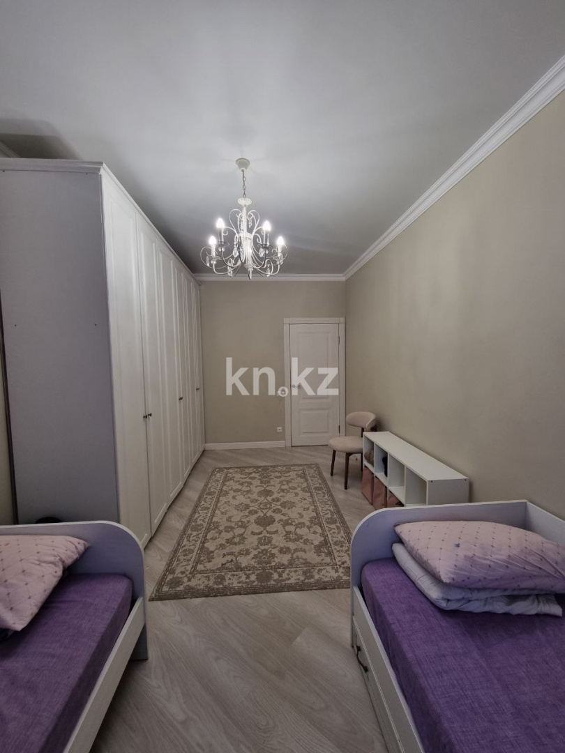 Продажа 3-комнатной квартиры, 85 м², Сакена Сейфуллина, дом  10 в Караганде - фото 9