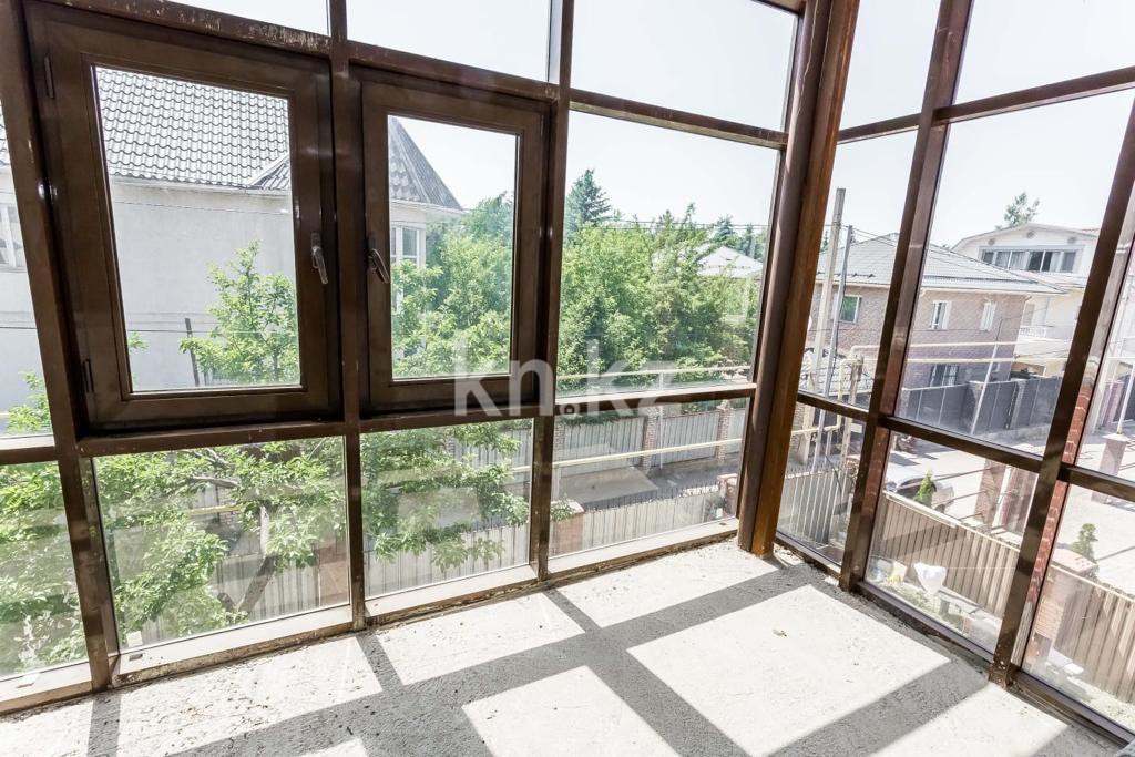 Продажа 10-комнатного дома, 460 м² в Алматы - фото 26