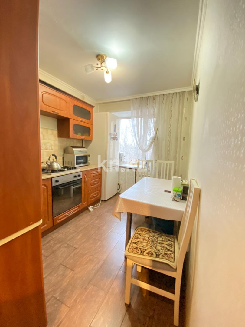 Продажа 4-комнатной квартиры, 75 м², пр. Республики, дом  32 в Караганде - фото 11