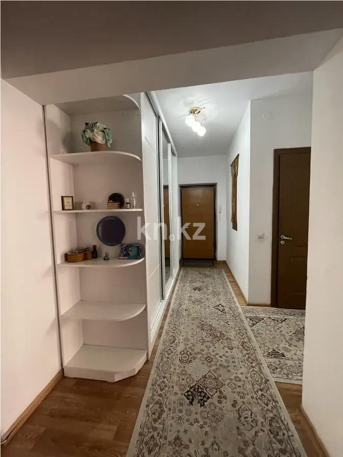 Продажа 2-комнатной квартиры, 73.6 м², мкр. Аксай-4, дом  121 в Алматы - фото 4