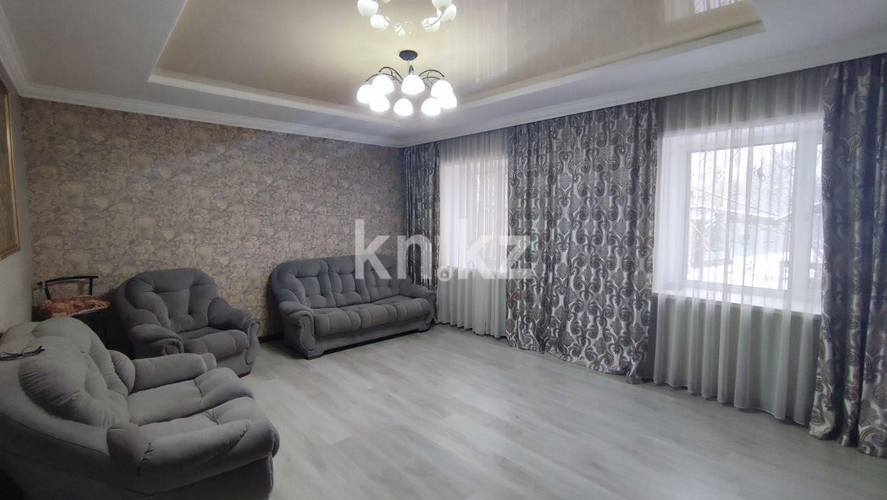 Продажа 6-комнатного дома, 200 м², ул. Четская в Караганде