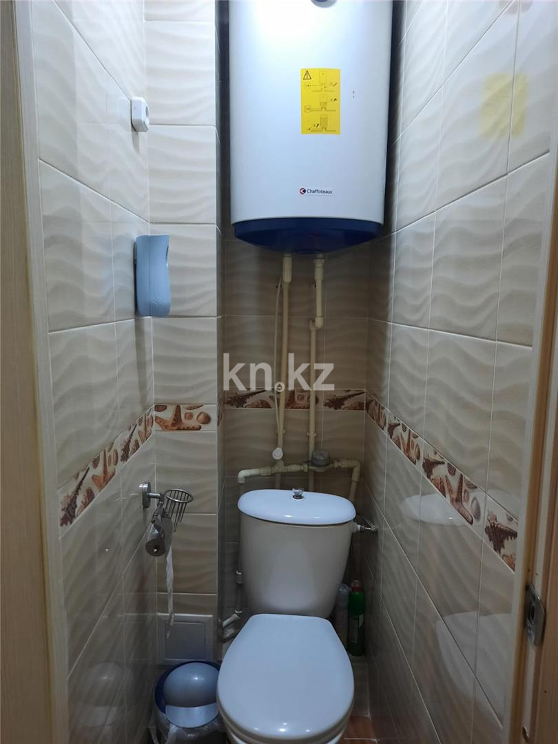 Продажа 3-комнатной квартиры, 48 м², мкр-н 17 в Караганде - фото 6