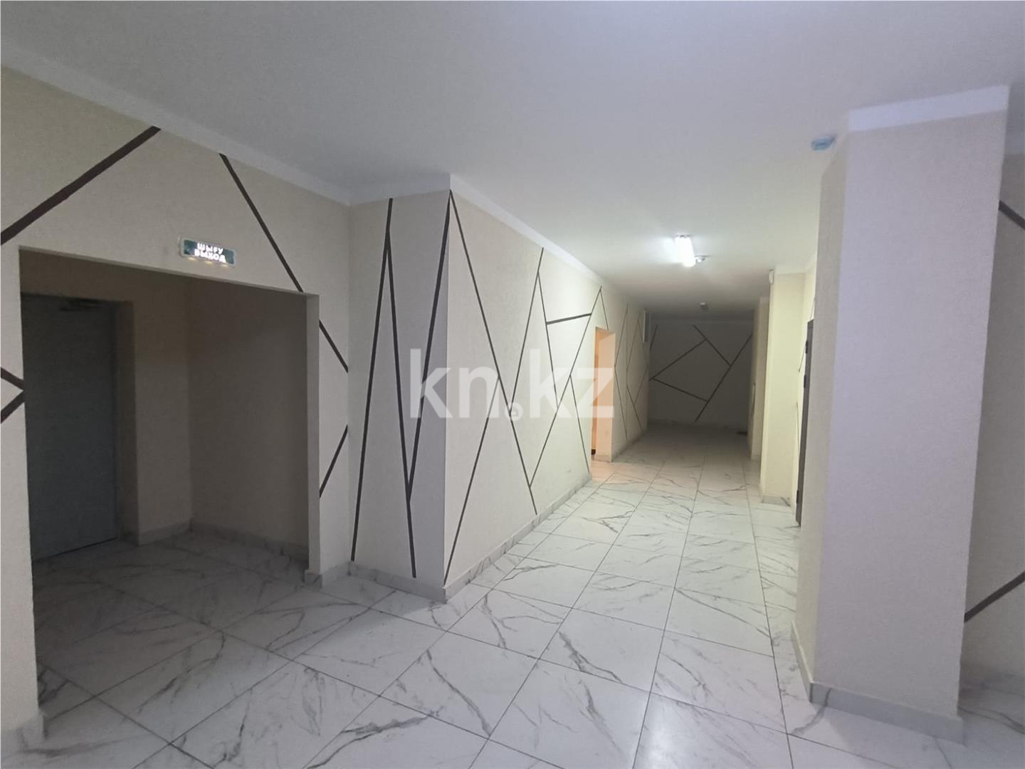 Продажа 3-комнатной квартиры, 86 м², пр. Шахтеров в Караганде - фото 16