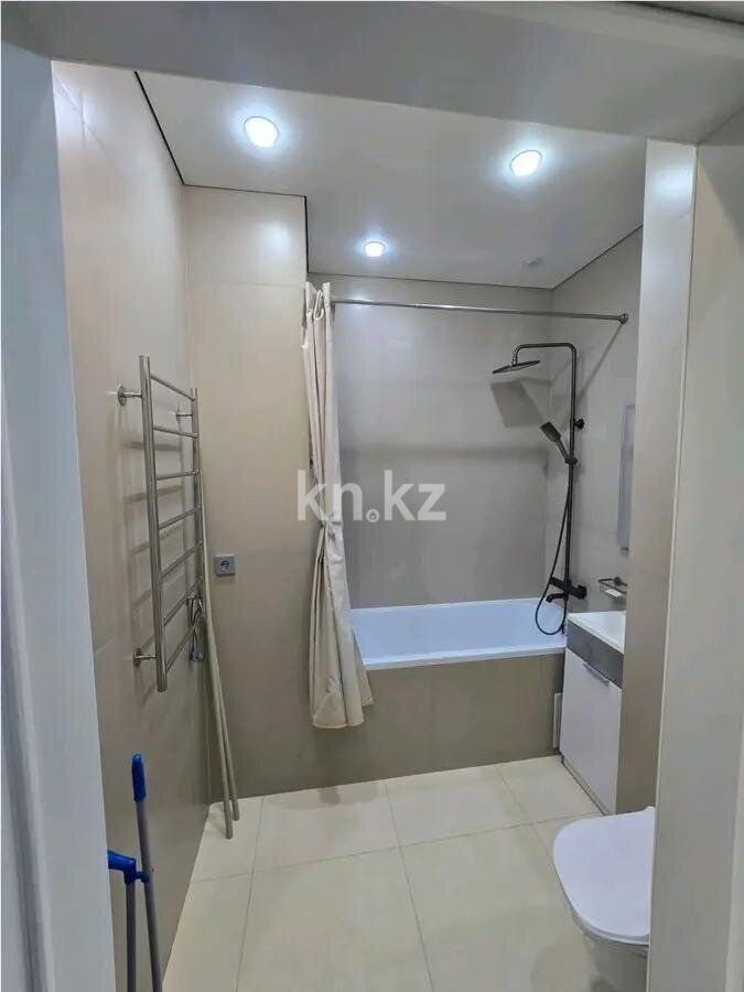 Продажа 3-комнатной квартиры, 68 м² в Алматы - фото 4