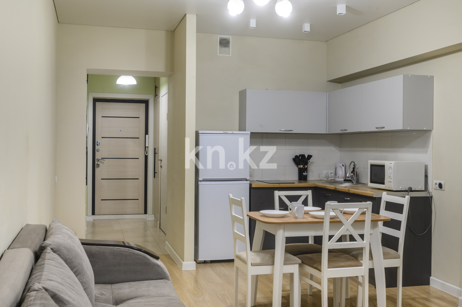 Аренда 1-комнатной квартиры посуточно, 45 м² в Алматы - фото 7