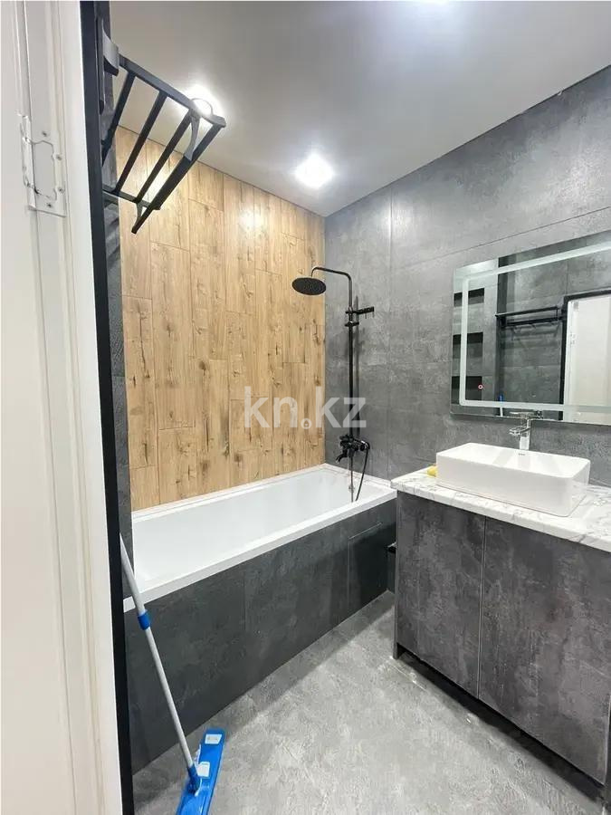 Продажа 2-комнатной квартиры, 56 м², ул. Жунисова, дом  2/13 в Алматы - фото 3