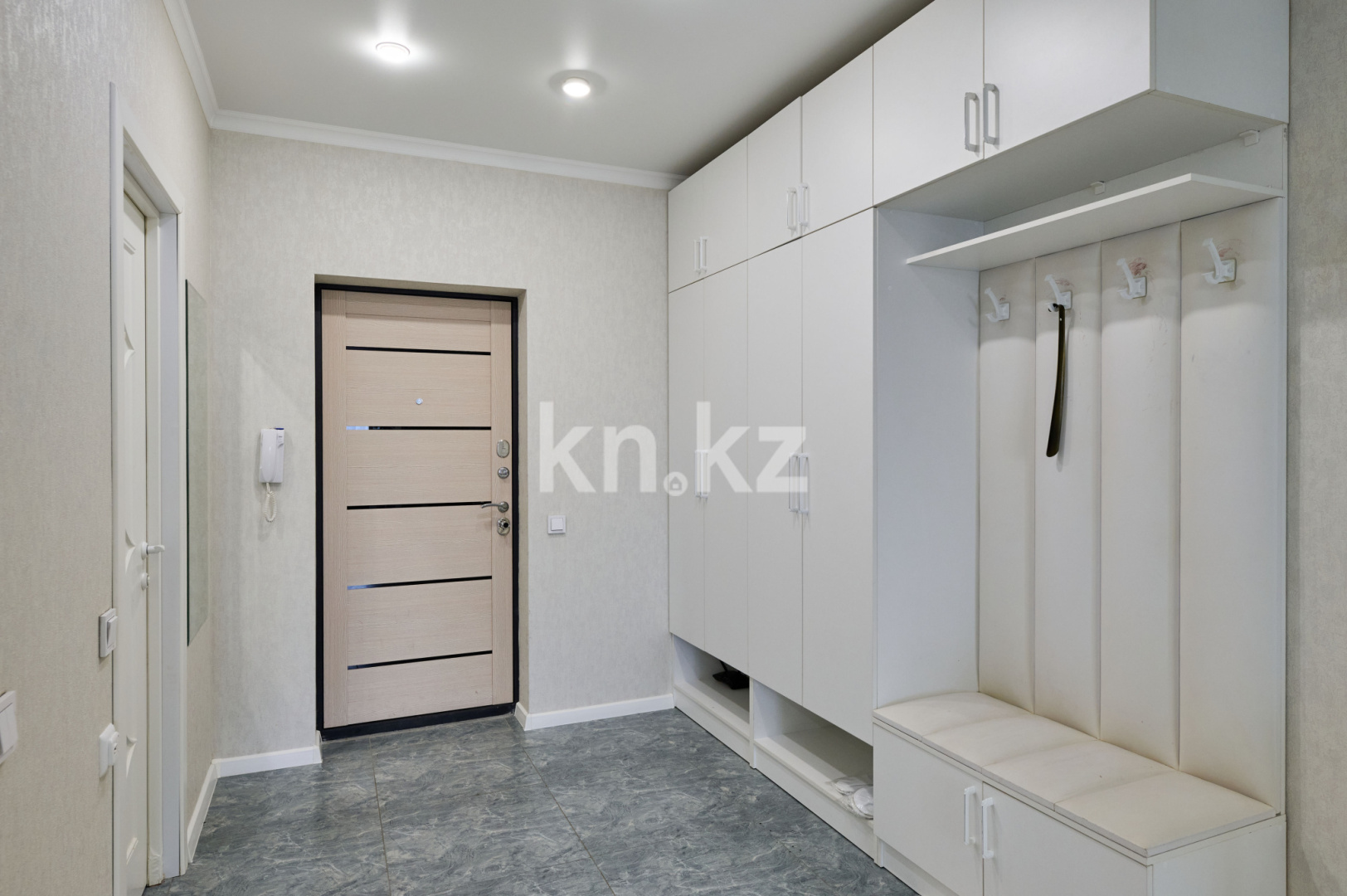 Аренда 1-комнатной квартиры посуточно, 50 м² в Алматы - фото 19