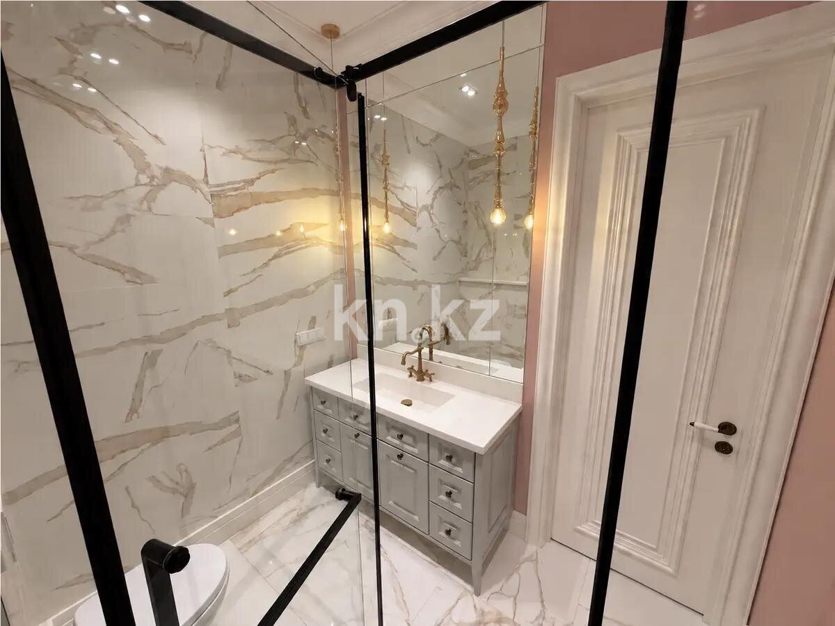 Продажа 4-комнатной квартиры, 117.1 м² в Астане - фото 10