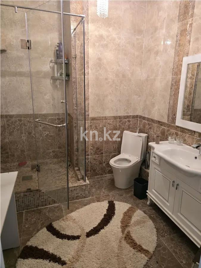 Продажа 3-комнатной квартиры, 162 м², ул. Варламова, дом  33 в Алматы - фото 4