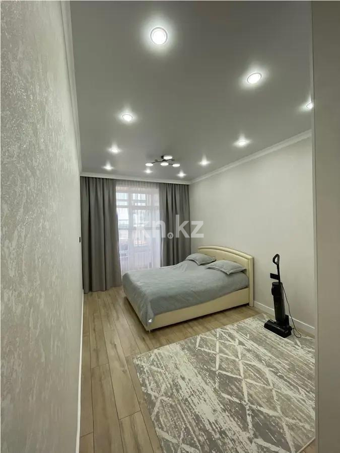 Продажа 3-комнатной квартиры, 90 м², 067 учетный квартал, дом  ст502 в Караганде - фото 2