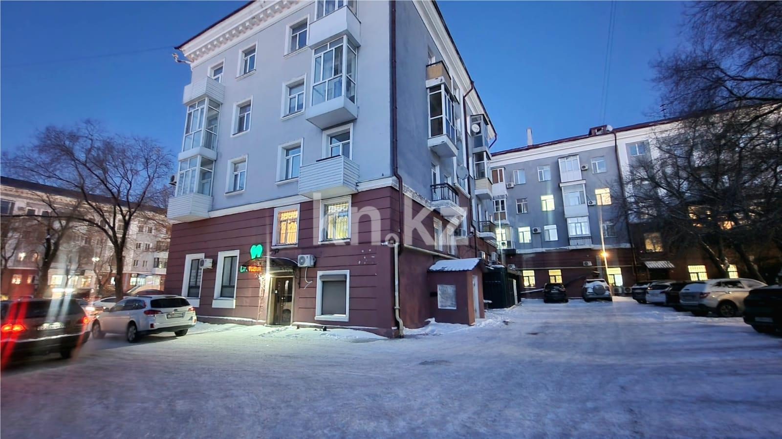 Продажа 2-комнатной квартиры, 55 м², пр. Бухар-жырау, дом  15 в Караганде - фото 10