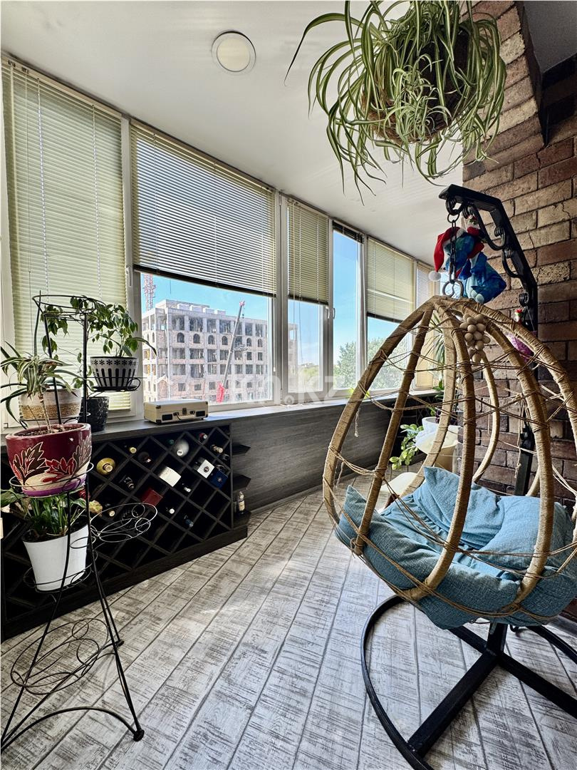 Продажа 3-комнатной квартиры, 160 м², ул. Аманжолова, дом  41 в Караганде - фото 7