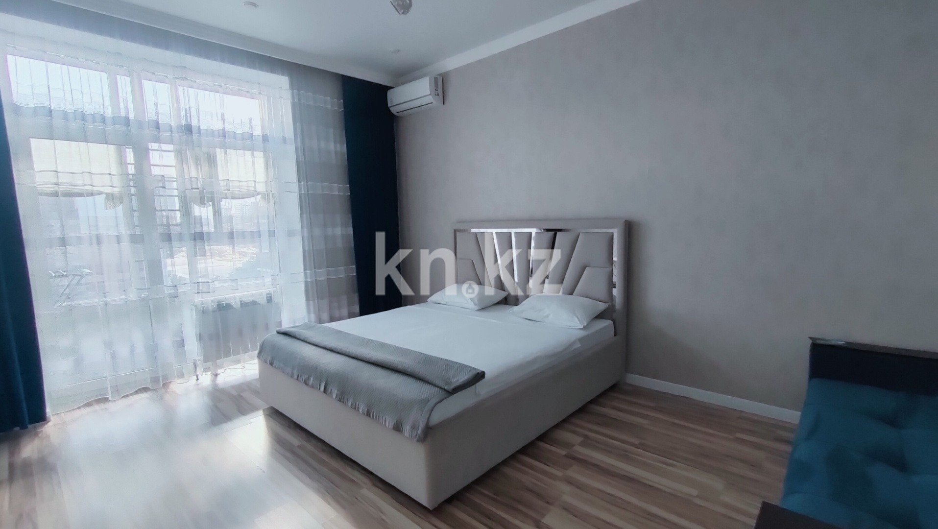 Аренда 1-комнатной квартиры посуточно, 42 м², пр. Туран, дом  46/4 - ул. Орынбор в Астане